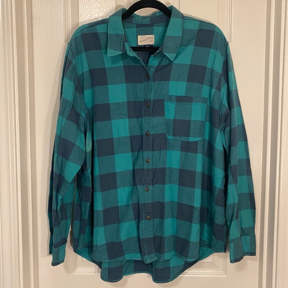 Universal Thread Flannel - Picture 2 of 4